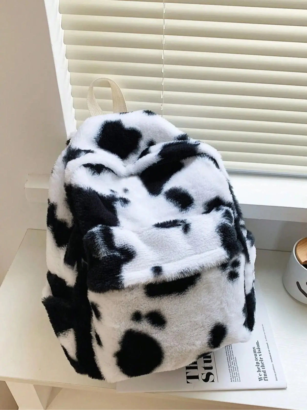 Fluffy Casual Leopard Pattern Plush Versatile Backpack, Casual Zipper Backpack for Women & Men, Fashionable Trendy Backpack for Daily Use