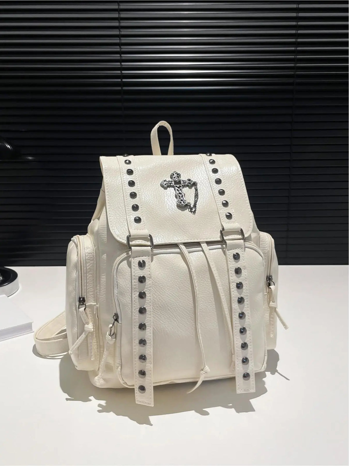 Punk Style Rivet Decor Backpack, Fashionable Urban Backpack for Women, Casual Trendy Daily Commuting Bag, Versatile High-Quality Backpack, Casual Backpacks