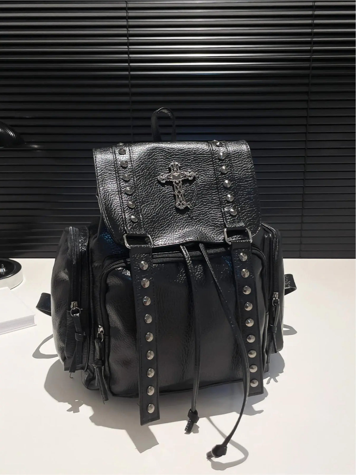 Punk Style Rivet Decor Backpack, Fashionable Urban Backpack for Women, Casual Trendy Daily Commuting Bag, Versatile High-Quality Backpack, Casual Backpacks