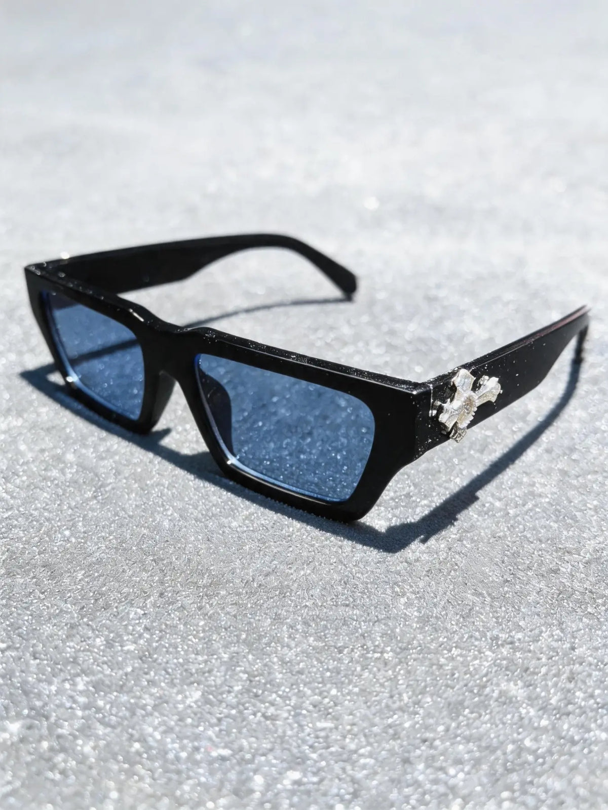 Men'S Fashion Rhinestone Cross Pendant Glasses, PC Anti-Explosion Lenses, Sporty Casual Streetwear, Vintage Flat Top Sunglasses